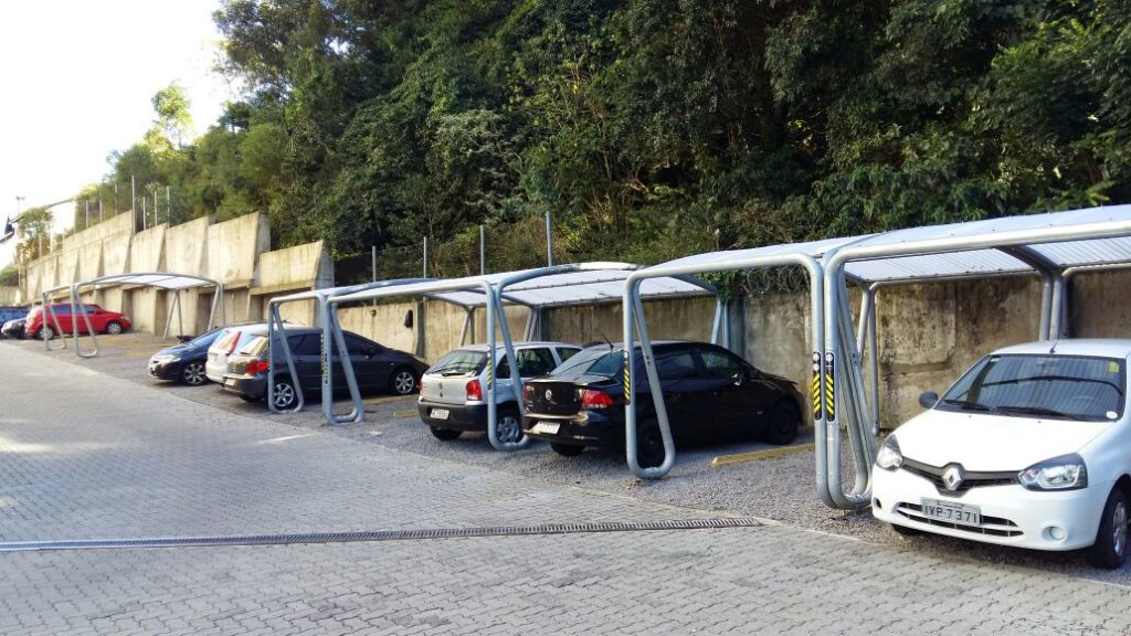 Garagem Dupla para carros e motos