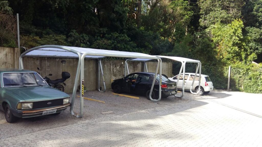 Garagem Dupla para carros e motos